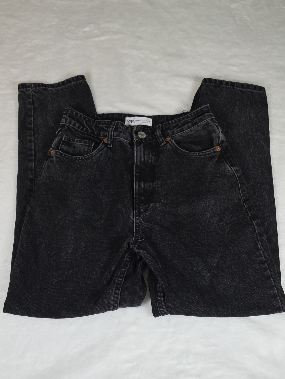 Zara Black Washed Relaxed Straight Leg Rigid Denim Jeans Size 2